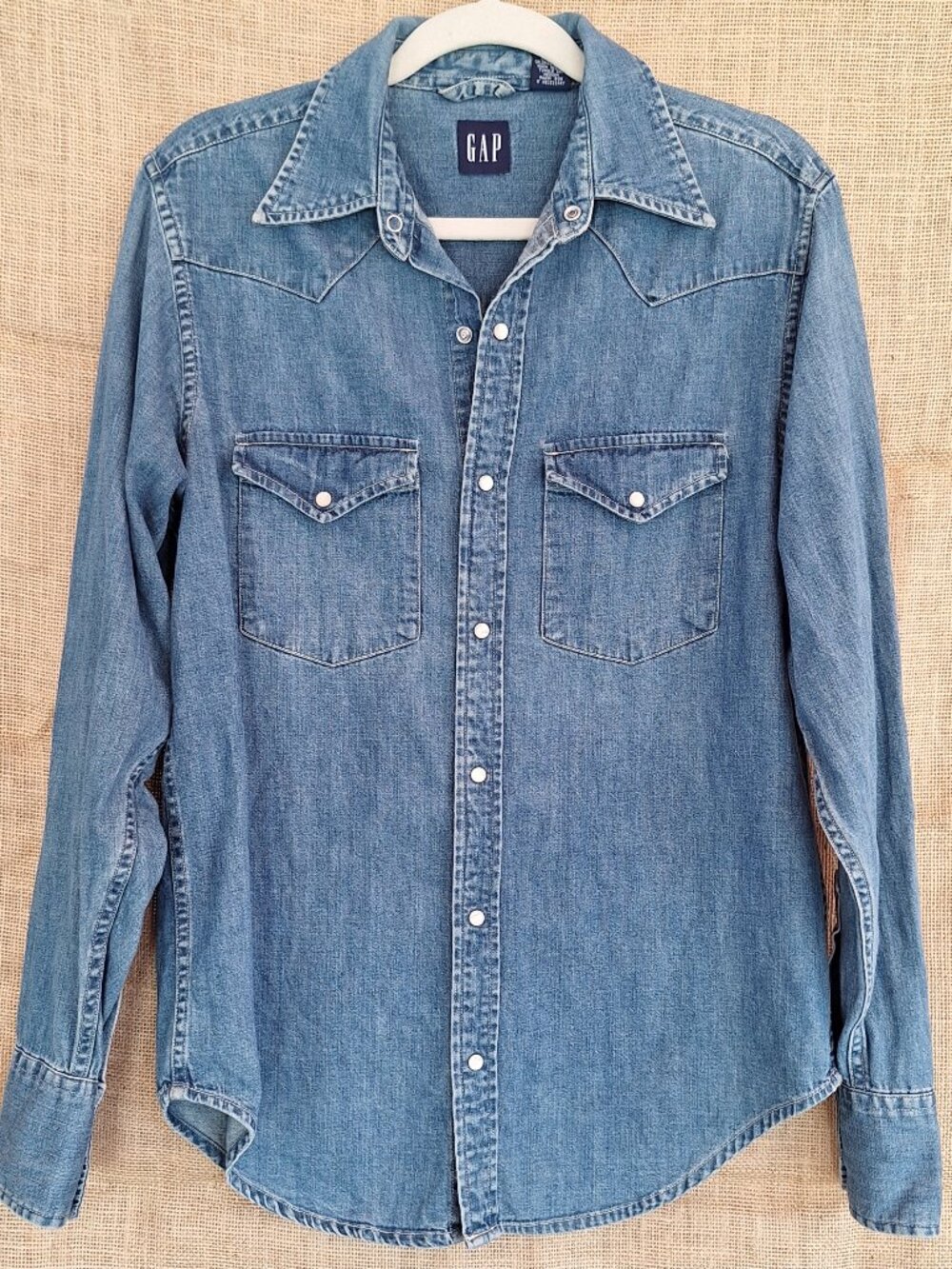 Gap Western Pearl Snap Denim Shirt XS Light Wash Coastal Cowgirl Boho Chic